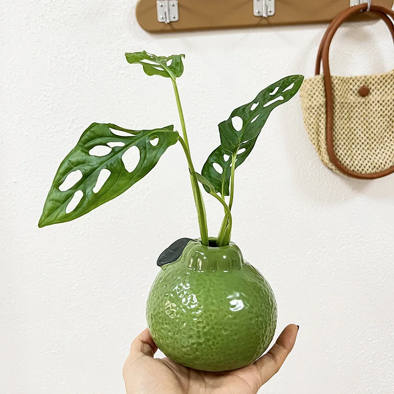 Plastic Vase, Green-Orange Vase for Home Decoration, Fruit-Shaped Vase, Tabletop Decorative Vase, Table Centerpiece Decoration