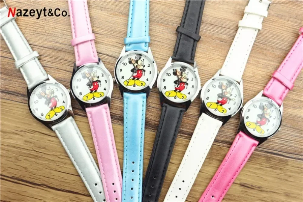 Disney Mickey Mouse Teen Adult Watches Vintage Articulating Hands Analog Quartz Watch for Women Men Teenager Fashion Wristwatch