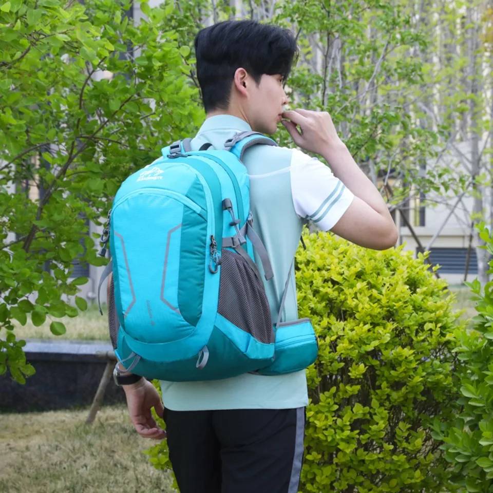 40L Hiking Backpack with Detachable Frame Breathable Mesh Back Rain Cover Reflective Strips Camping Trekking Outdoor Daypack