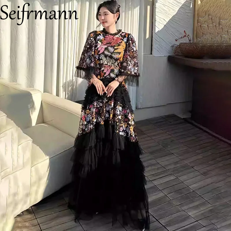Seifrmann 2026 Frühling Damen Neues Modisches Rundhals-Kleid mit Sieben-Zehntel-Ärmeln, Pailletten-Stickerei und Taillenschnürung