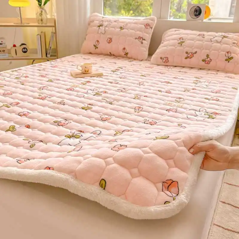 novo-inverno-quente-veludo-colchao-topper-antiderrapante-acolchoado-capa-de-cama-para-dormitorio-tatami-dobravel-tapete-fino-lencois-queen-size