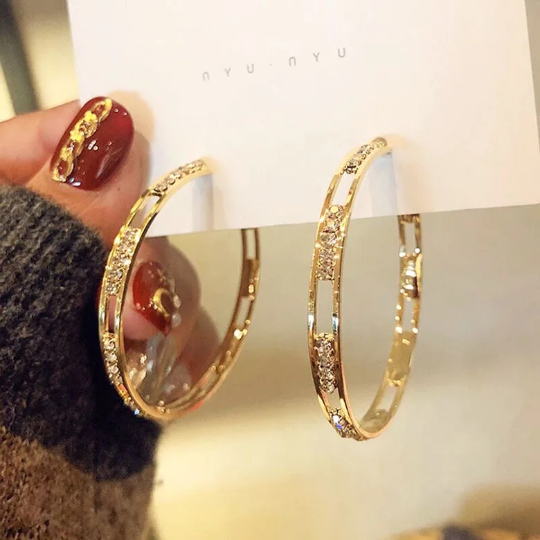 Korean Fashion Golden Round Crystal Hoop Earrings for Women Bijoux Geometric Rhinestones Earring Statement Jewelry Party Gift