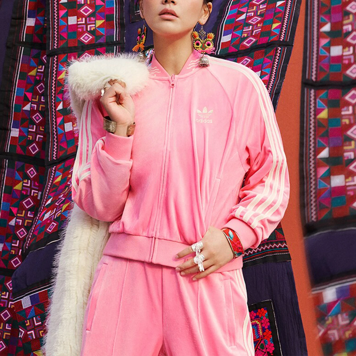 Adidas Official Authentic Three Stripes New Year Edition Women's Fashion Casual Jacket IX4223