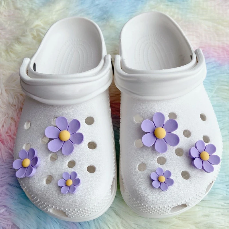 المبيعات الساخنة الأحذية سحر جاهز للوضع على مجموعة ديزي عباد الشمس متعددة الألوان دعوى إبزيم الحذاء إكسسوارات الأحذية البنت