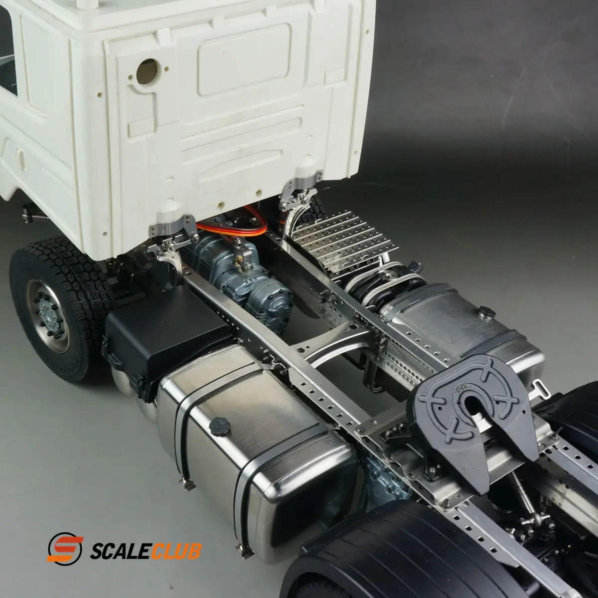 SCALECLUB 1/14 RC Model Tractor Truck 4x2 Chassis With 3-Speed Gearbox Wheel Reduction Axle For Tamiya Scania Model Truck Series