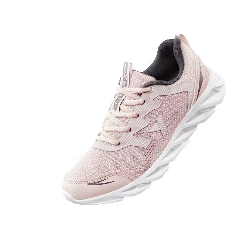 Xtep chaussures de course antidérapantes chaussures de sport pour femmes souples en cuir supérieur Absorption des chocs baskets féminines pour les femmes 879318110073