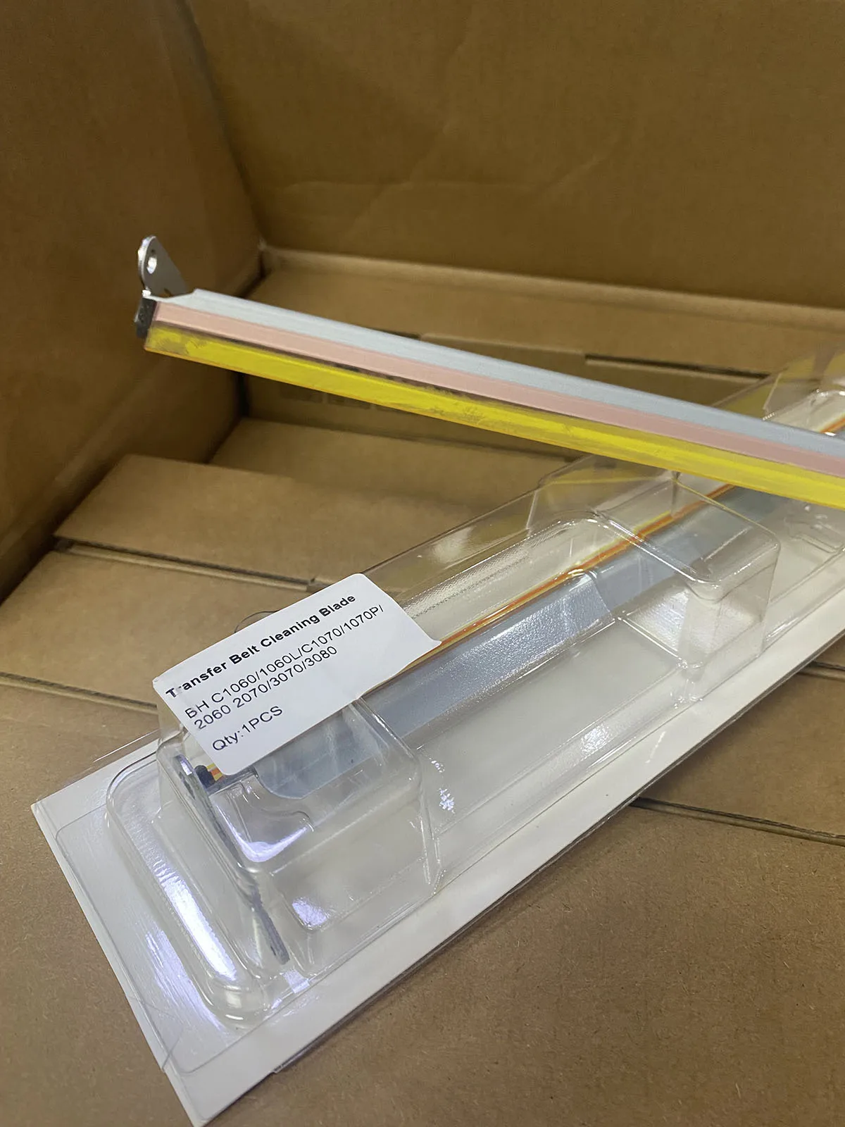 

2X A50UR70K00 AAK7R71711 лезвие для очистки ремня переноса для Konica Minolta Bizhub PRESS C1060 C1070 C2060 C2070 C3070 C3080 C3080P