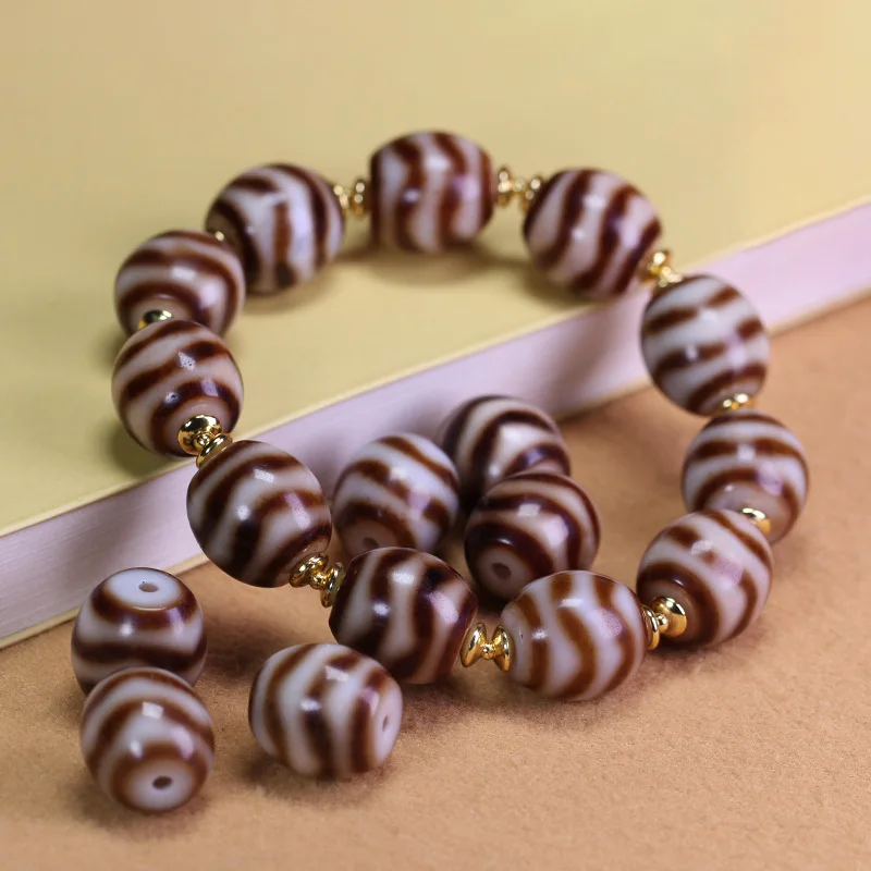 Tibetan natural authentic old mine raw stone Daluo Double Tiger Tooth Dzi bead bracelet and necklace, approximately 14x14mm