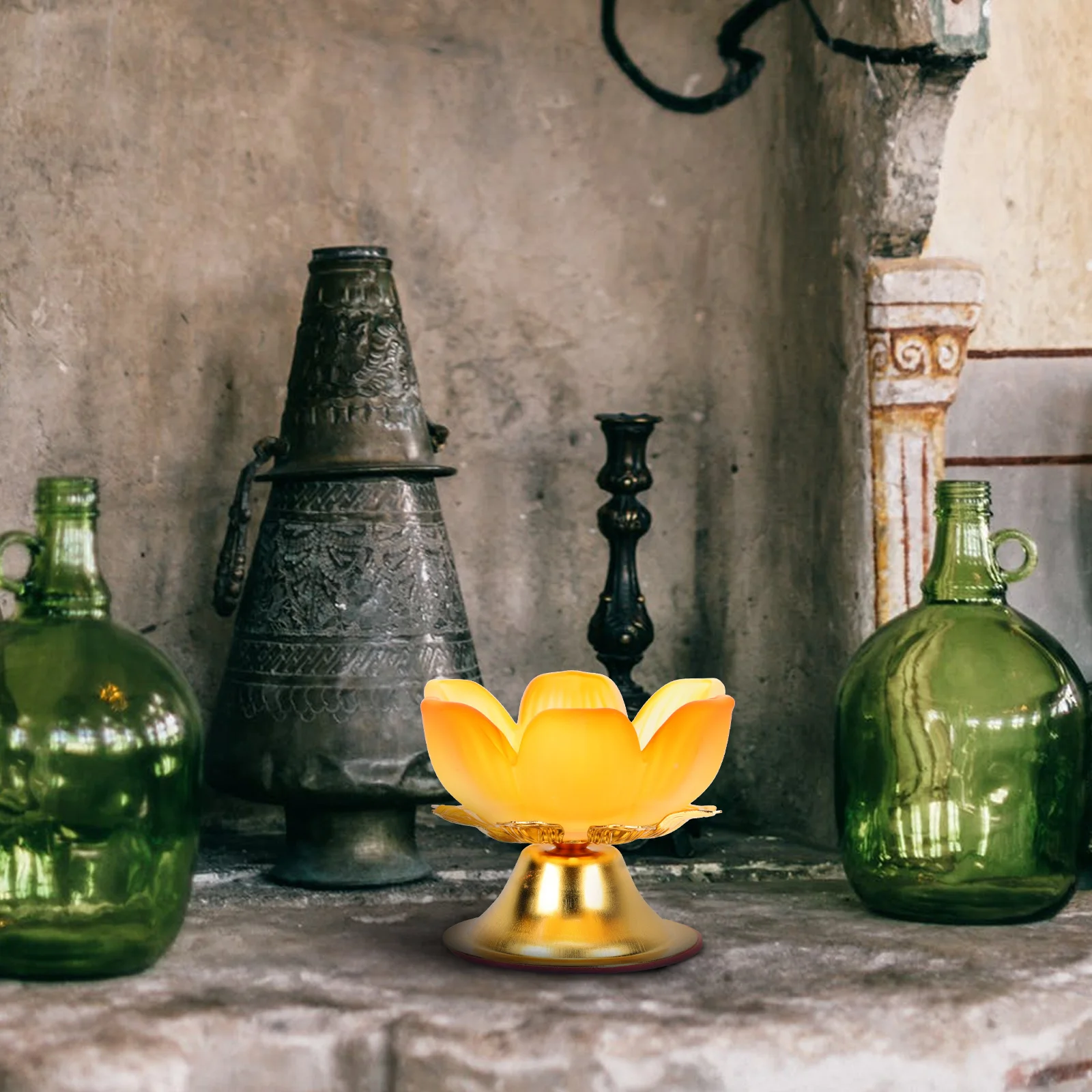 

1Pcs Alloy Lotus-Shaped Candlestick Creative Holder Decorative Butter Lamp Base for Temple Home Decor