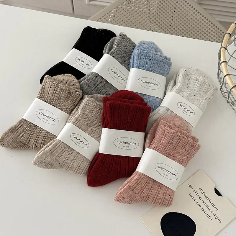 Winter Warm Women Socks Wool Thicken Solid Color Socks Retro Middle Tube Merino Wool Girls Socks Against Cold Snow Terry Sox