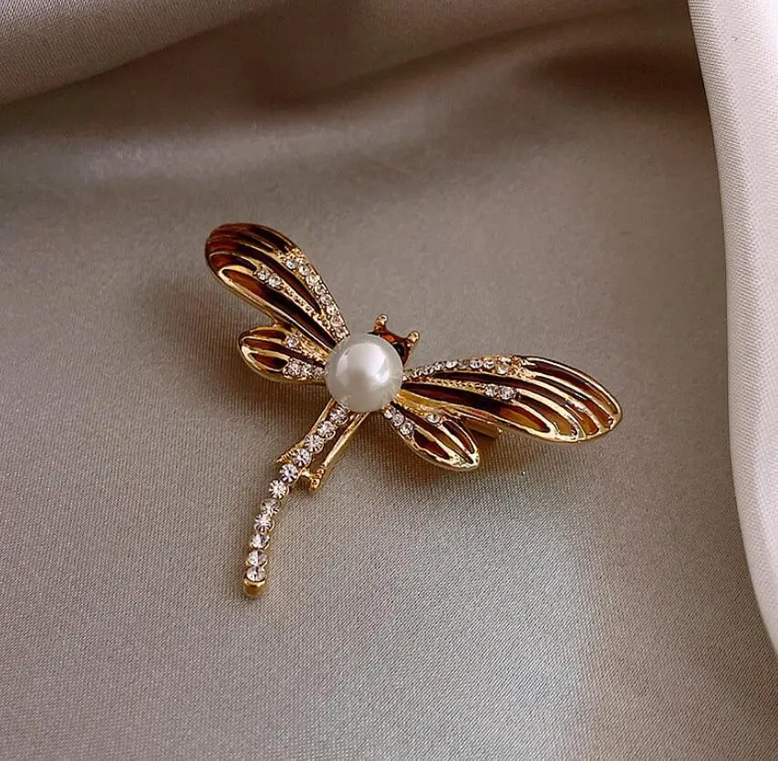 Fashion Pearl Dragonfly Brooches For Women's Shinny Rhinestone Insect Safety Pins Clothing Anti slip buckle brooch neckline