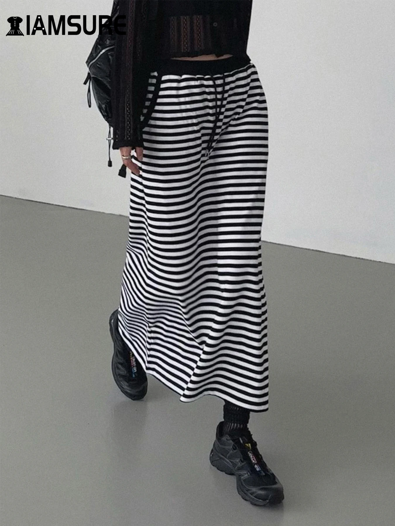 

IAMSURE Korean Style Striped Straight Skirt Casual Mid-Waisted Maxi Skirts Women 2024 Autumn Spring Fashion Streetwear Ladies