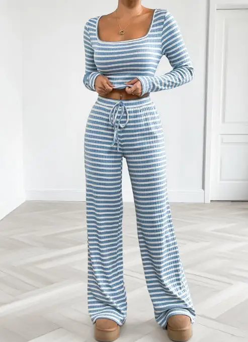 

2025 Autumn/Winter New Women's Fashion Short Style Home Leisure Two Piece Set Sports Stripe Spicy Girl Slimming Set Women's Wear
