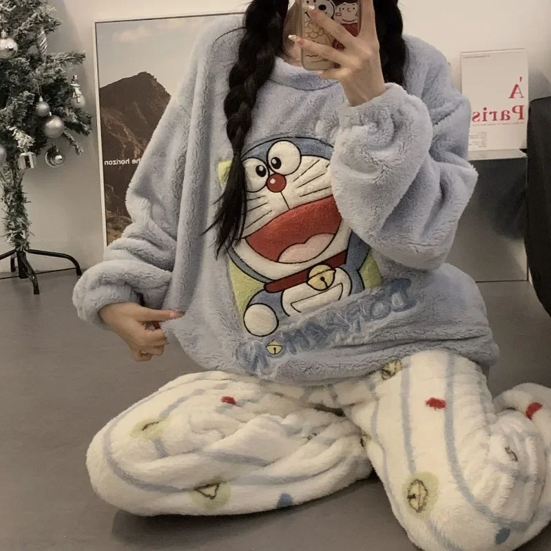 Doraemon Coral Velvet Pajamas Female Cartoon Kawaii Autumn and Winter New Flannel Warm Thickened Home Clothing Set Wholesale