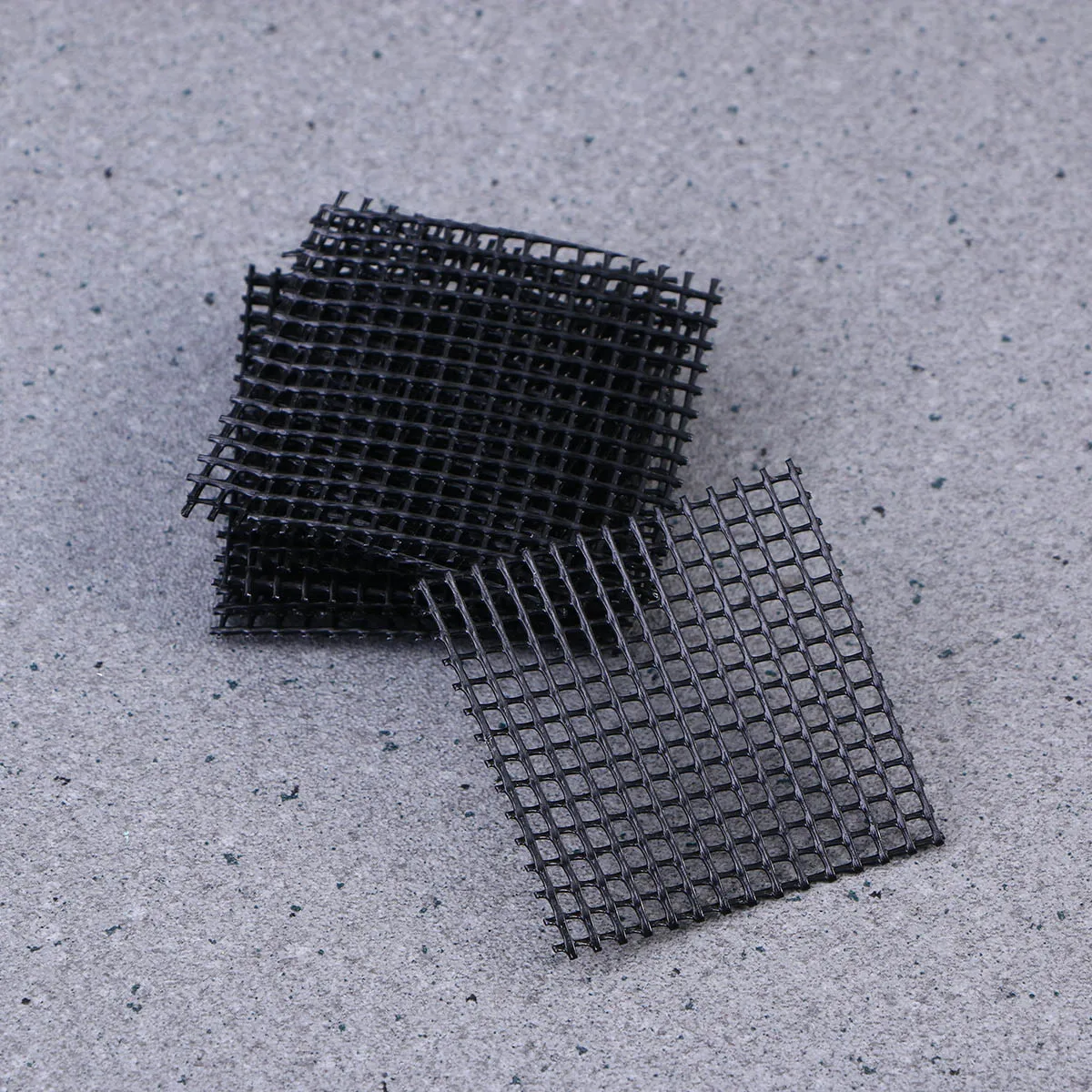 

50 Pcs Leakproof Flower Pot Grid Hold Mesh Pad with Drainage Holes Durable Plastic Pads Soil Mat Ventilated Plant Stand