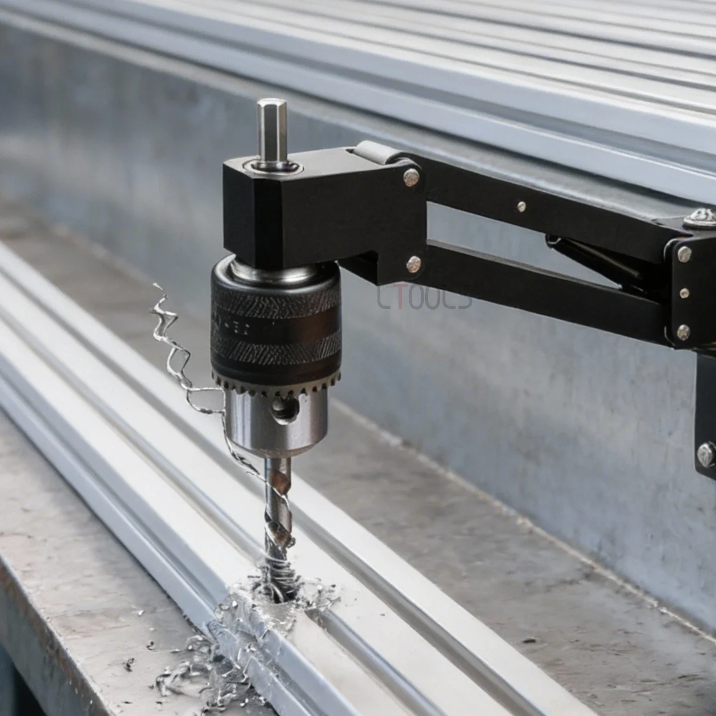 

Lightweight Tapping Cantilever Bracket Horizontal and Vertical Tapping Fixtures Aluminum Profiles Center Drilling Auxiliary Tool