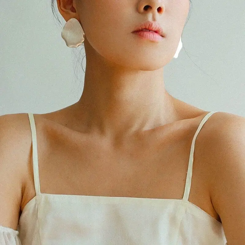 Withered Silver Petal Earrings Are Versatile, With A Unique Personality And Temperament Jewelry Earrings Women's