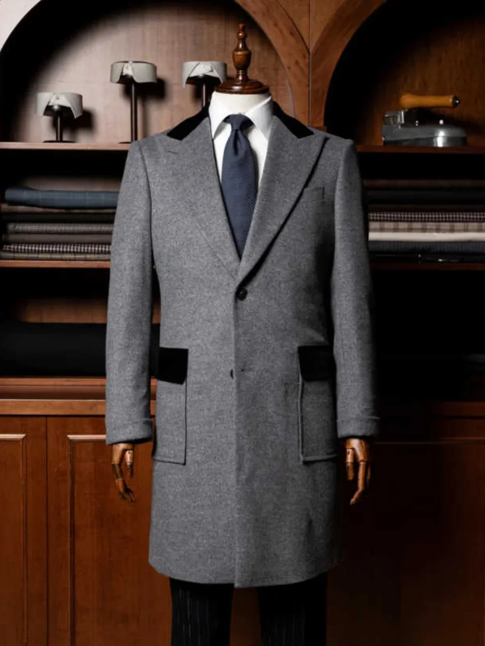 

Classic Men Long Coat Single Breasted Peaked Lapel Groom Wedding Tuxedos Grey Wool Blend Winter Thick Customized One Piece