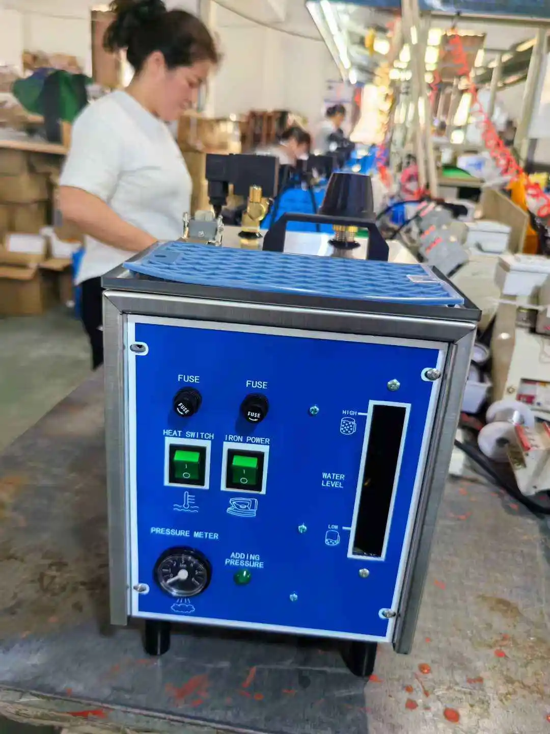 

High-Quality Stainless Steel Small Portable Steam Boiler with Iron