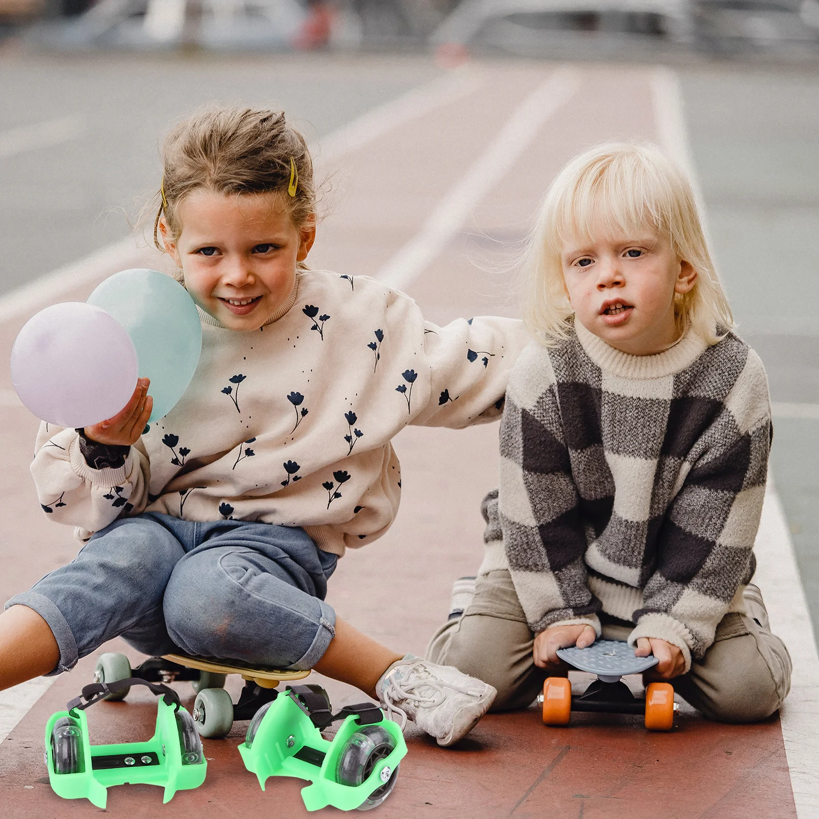 

1 Pair Led Roller Skates For Kids Adjustable Outdoor Skate Shoes Children Sport Roller Light-Up Wheels Fun Gift