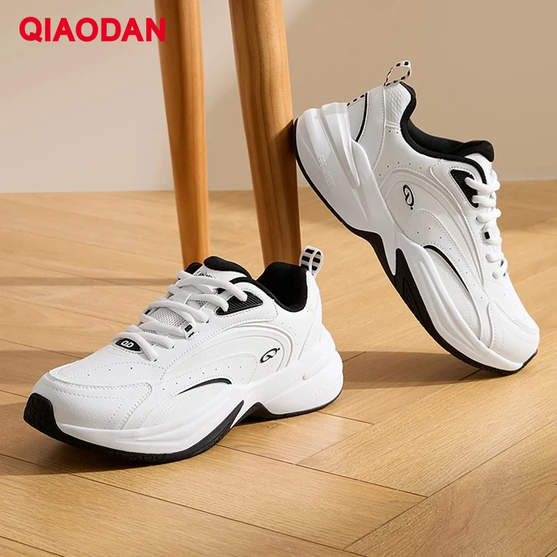 

QIAODAN Leisure Tennis Shoes for Men 2025 Autumn New Waterproof Warm Lightweight Lace-up Sports Shoe Male Fashion QXL043251309