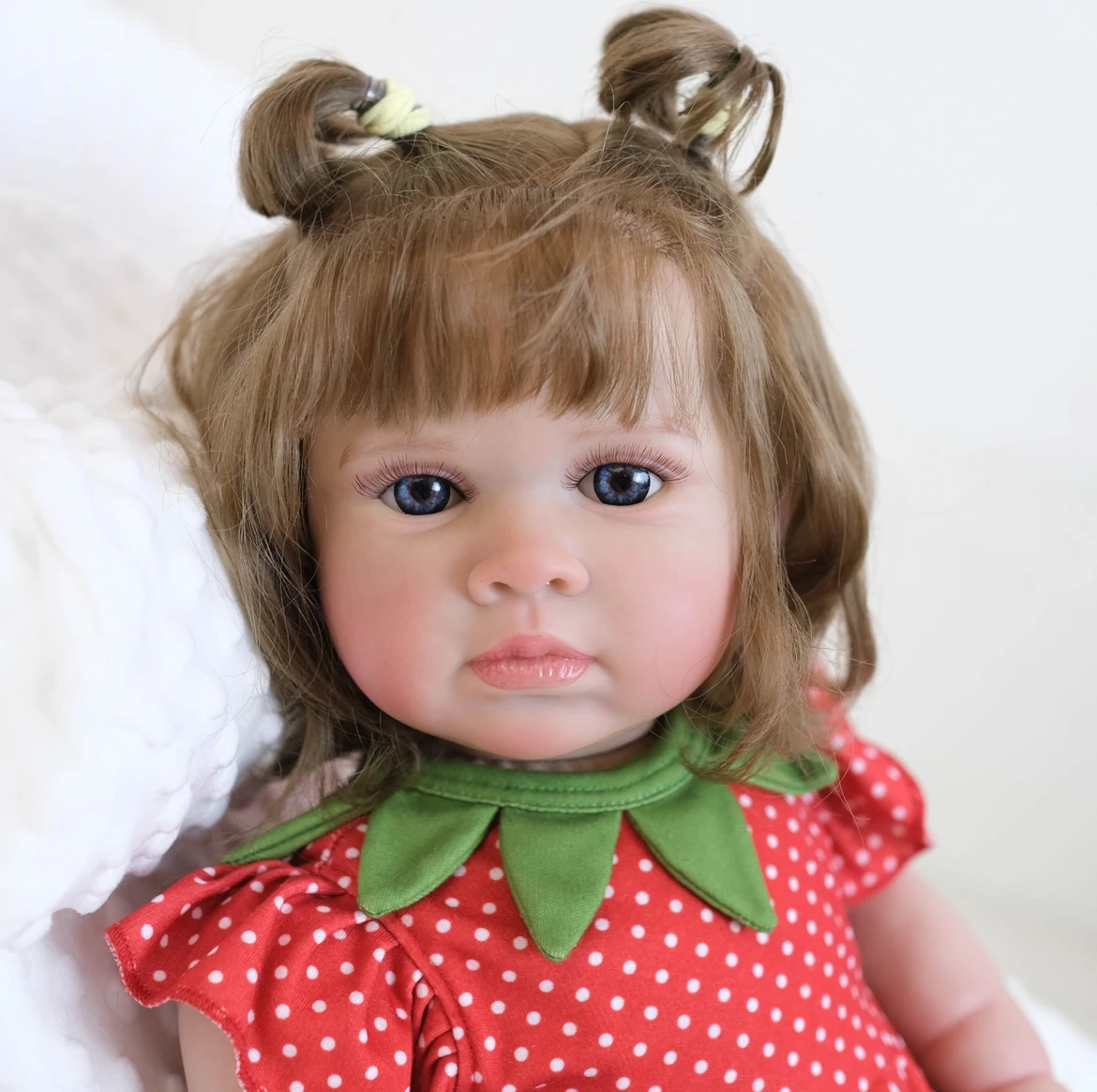 21" Realistic Reborn Baby Doll in Strawberry Dress - Lifelike Newborn with Soft Skin & Visible Veins for a Cuddly Companion