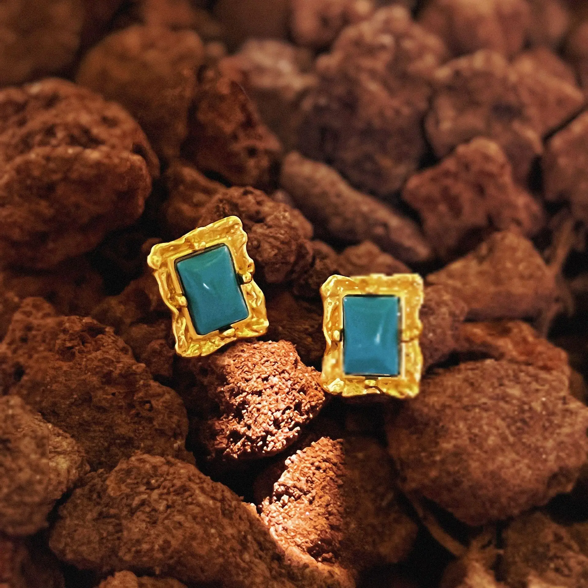 

Turquoise earrings for women vintage antique gold craftsmanship high-quality blue square earings stud charms jewelry gifts