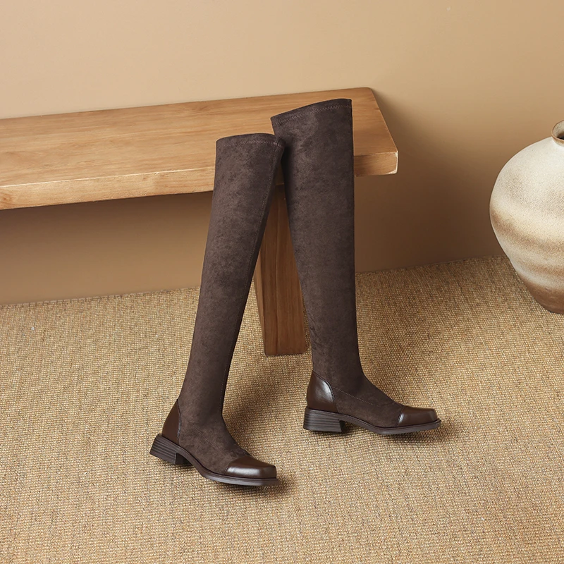 Sepatu Bot Wanita Musim Dingin QUTAA 2026, Sepatu Bot Tinggi Selutut Bahan Suede Imitasi, Ujung Bulat, Hak Sedang, Sepatu Wanita Elastis, Ukuran 34-40