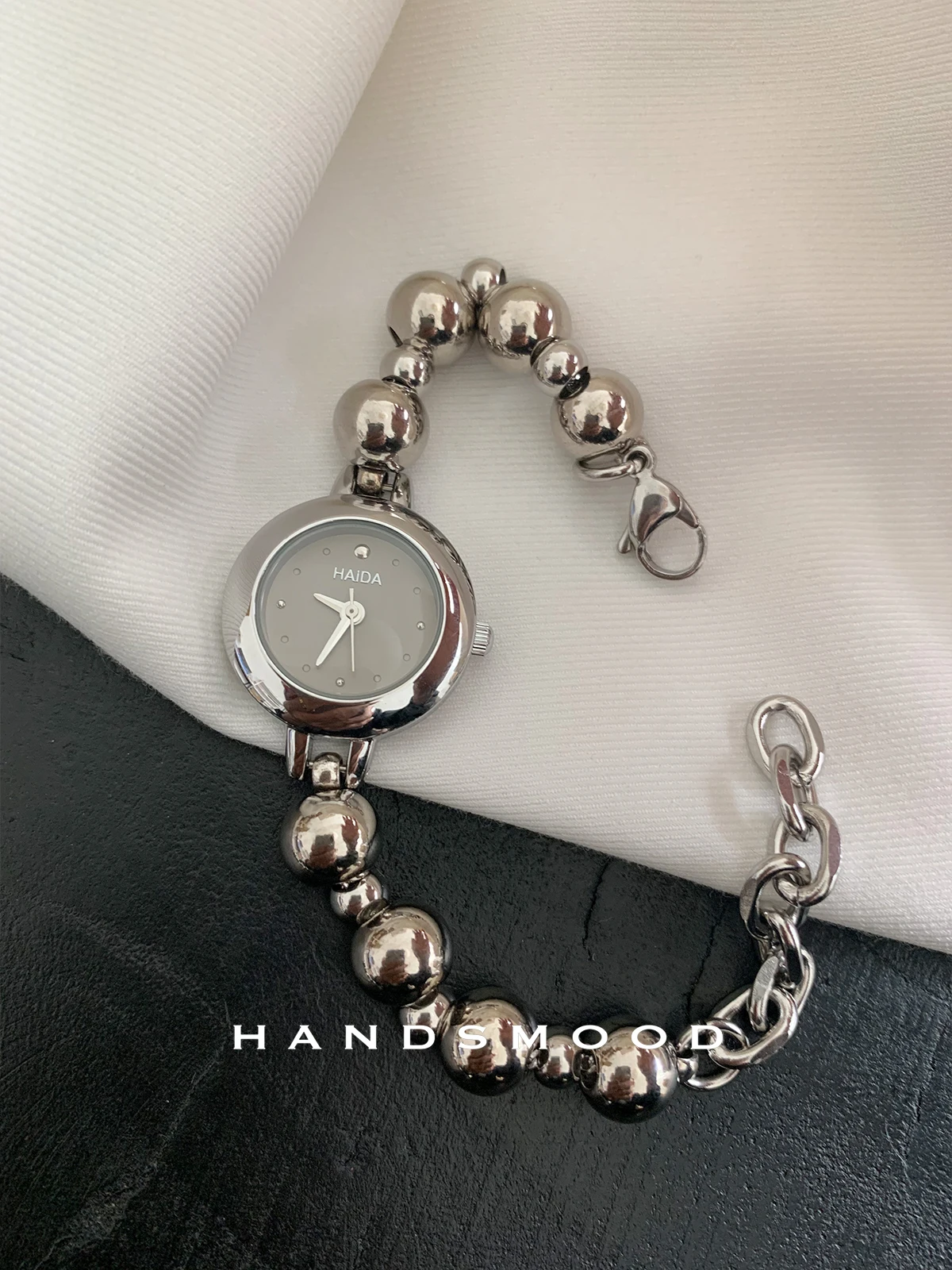 

Silver beads design round small dial fashionable and high end temperament bracelet watch ladies highend watch ladies accessories