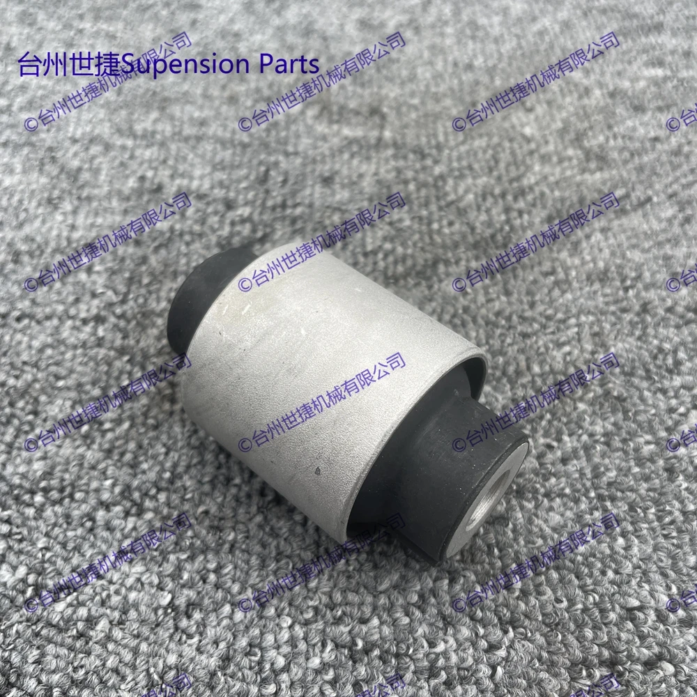 

Передняя втулка рычага управления для BMW 5 F18 F11 F10 F01 F02 F03 F04 31126775980 31126791455