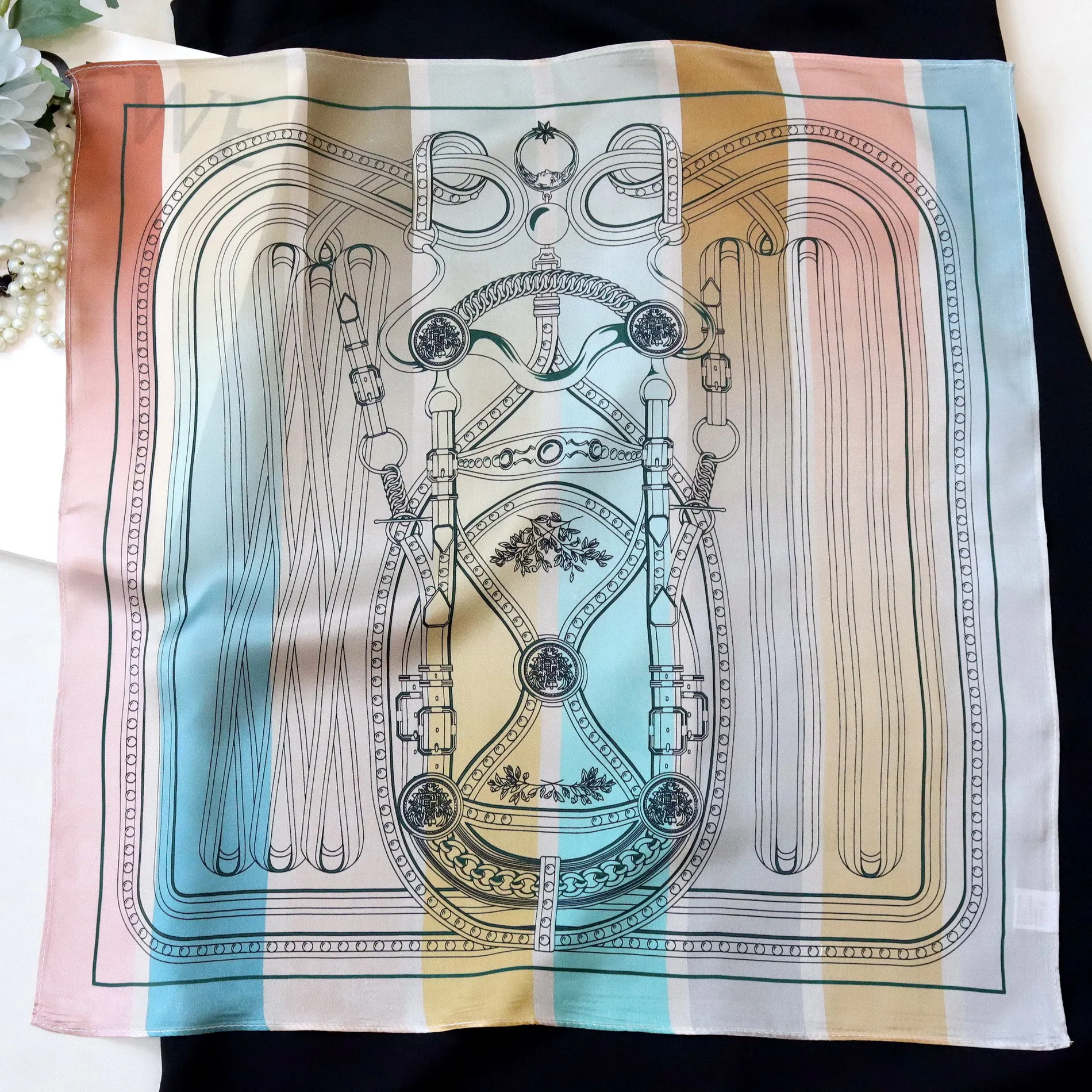 

Satin Silk Scarf Luxury Designer Square Bandanas Shawls Spring Summer Scarves for Ladies Foulard Femme Head Neck Accessories