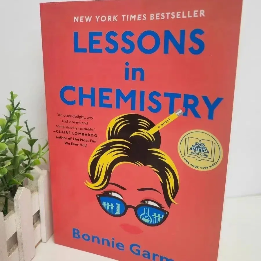 

Lessons in Chemistry by Bonnie Garmus Bestseller Book in English Paperback