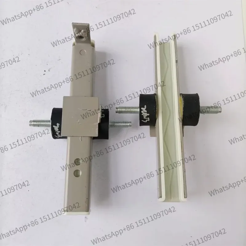 Elevator guide shoe with bracket B22 shoe lining Elevator spare parts lift parts 220*16mm
