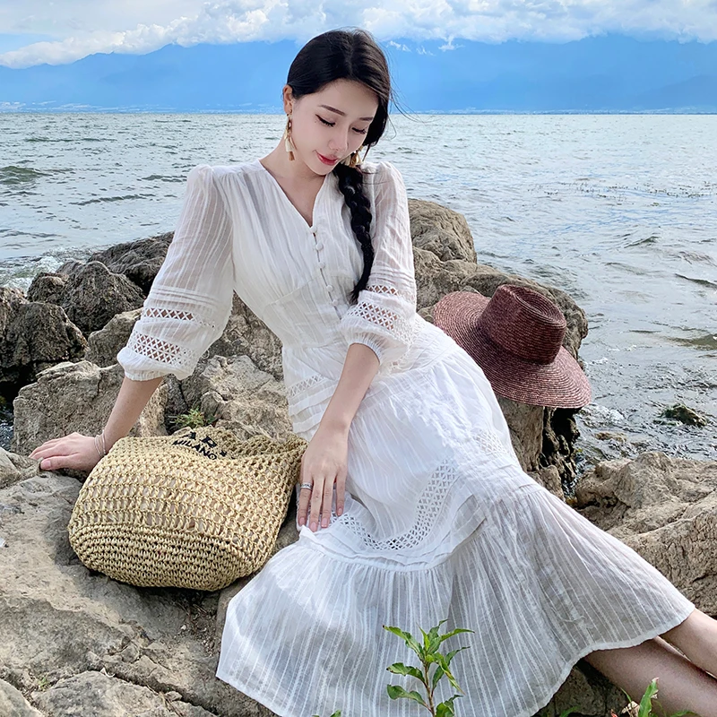 

French Gentle Style V-Neck Bubble Sleeve White Dress Vacation Women's Lace Long Dress