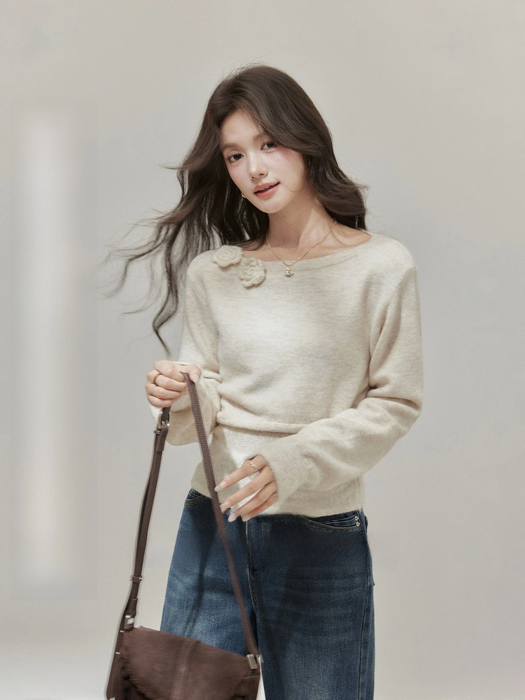 

Xiaowei Yang Long Sve Knitted Rose Print Top Leisure Time Inner Wear Base irt for plus Size Women round Ne Knitted Swe...