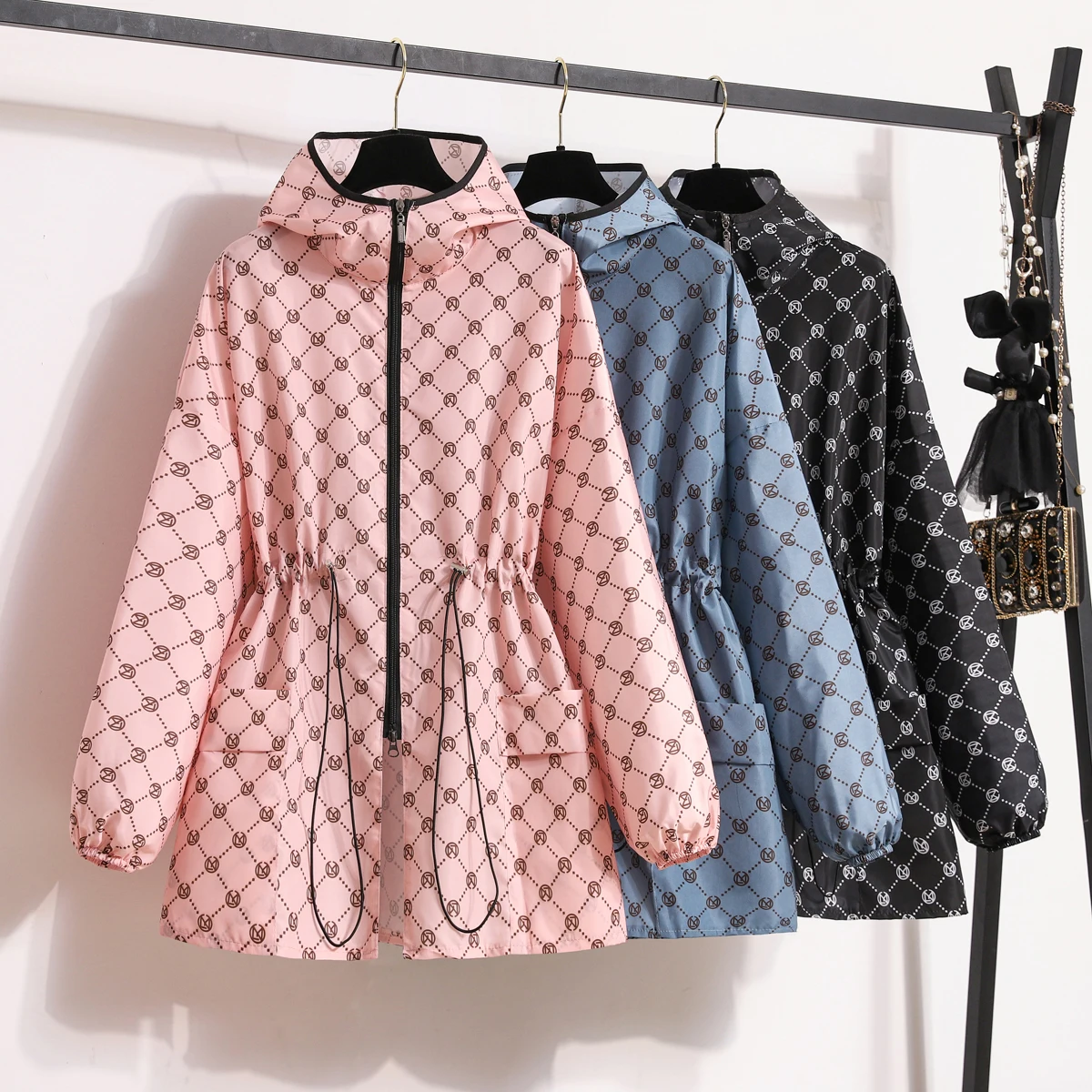 Adult Hooded Windbreaker Long Sleeve Outerwear Waterproof Oil-resistant Workwear Waist-cinching Jacket Coat for Spring Autumn