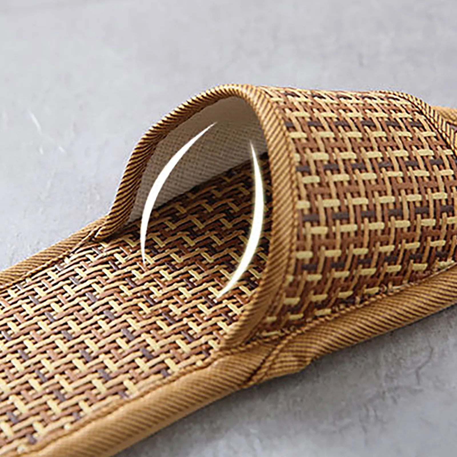 Women And Men Slippers Non-Slip Home Rattan Grass Indoor Couple Home Men And Women Spring And Summer Bamboo Woven Sandals