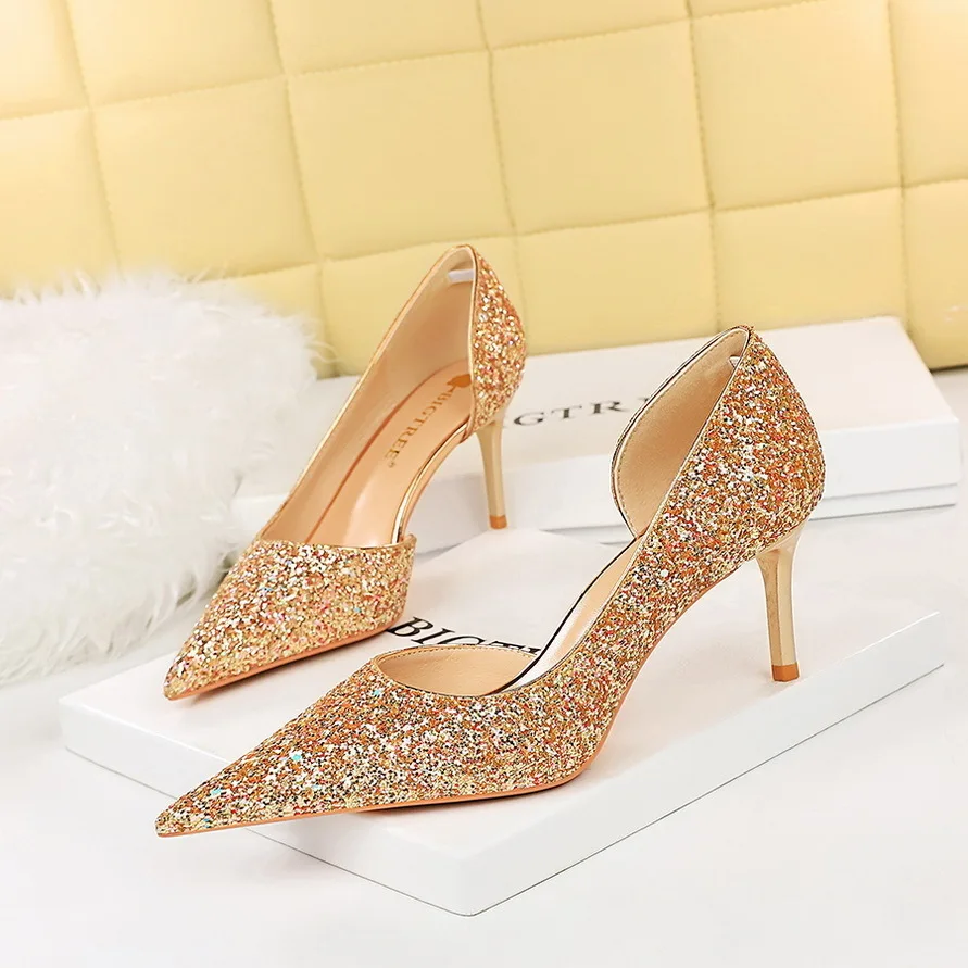 Style classic Sexy Nightclub Slim Fit High Heel bridal shoes Pointed Side Hollow Shining Sequin Single Shoe Women wedding pumps