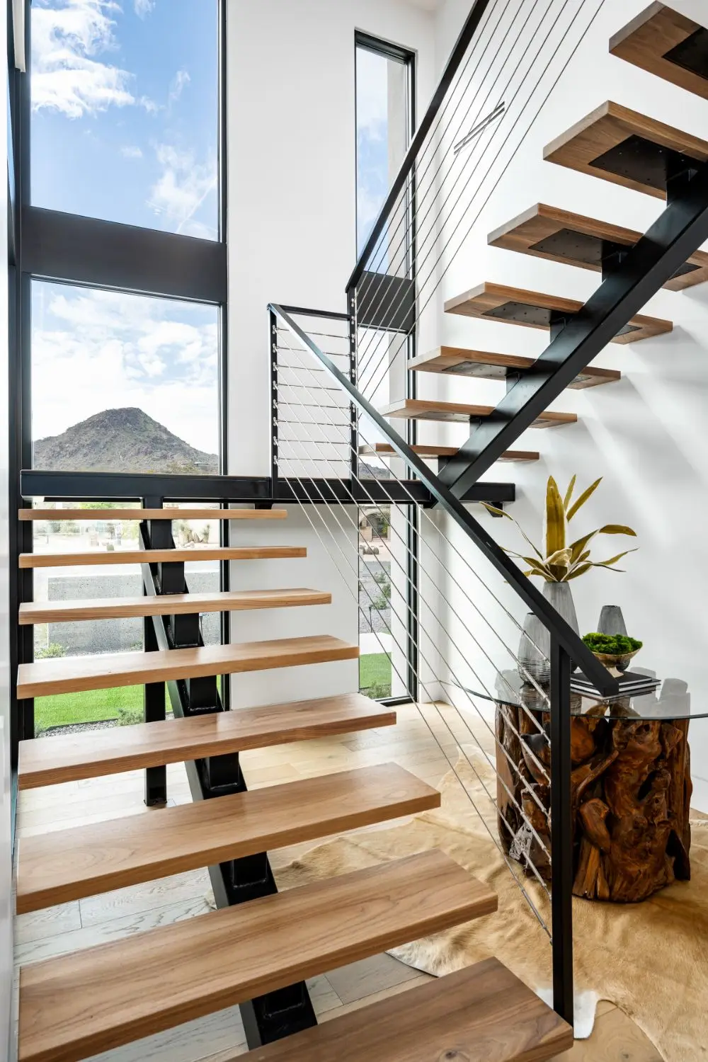 맞춤형 미국 캐나다 실내 직선형 강철 프레임 계단 모노 스트링거 디자인 플로팅 유리 계단