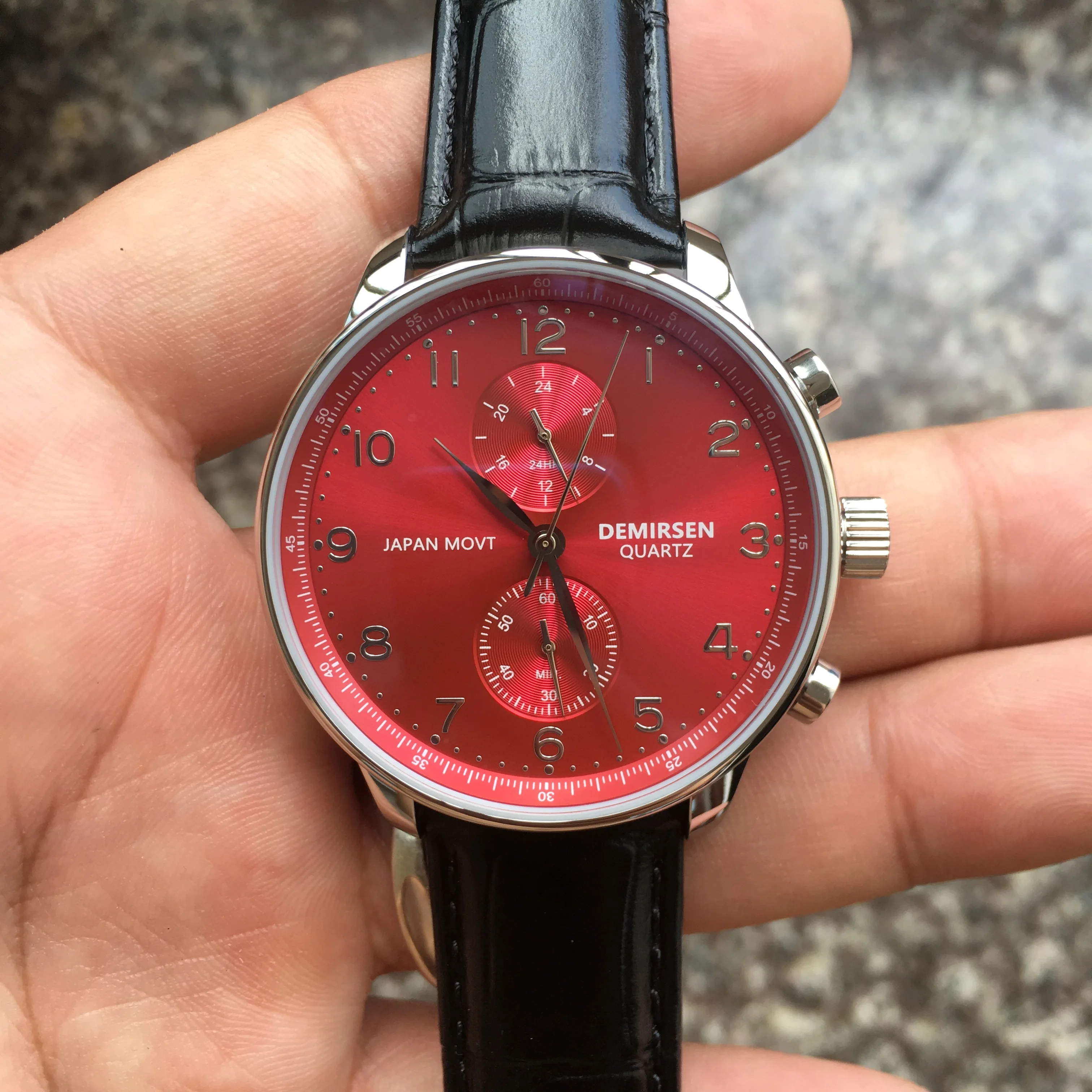 

Demirsen Dual Time Zone Luxury Brand Leather Strap Watch Japan Quartz Dual Display Cherry Red Waterproof Business Wristwatches