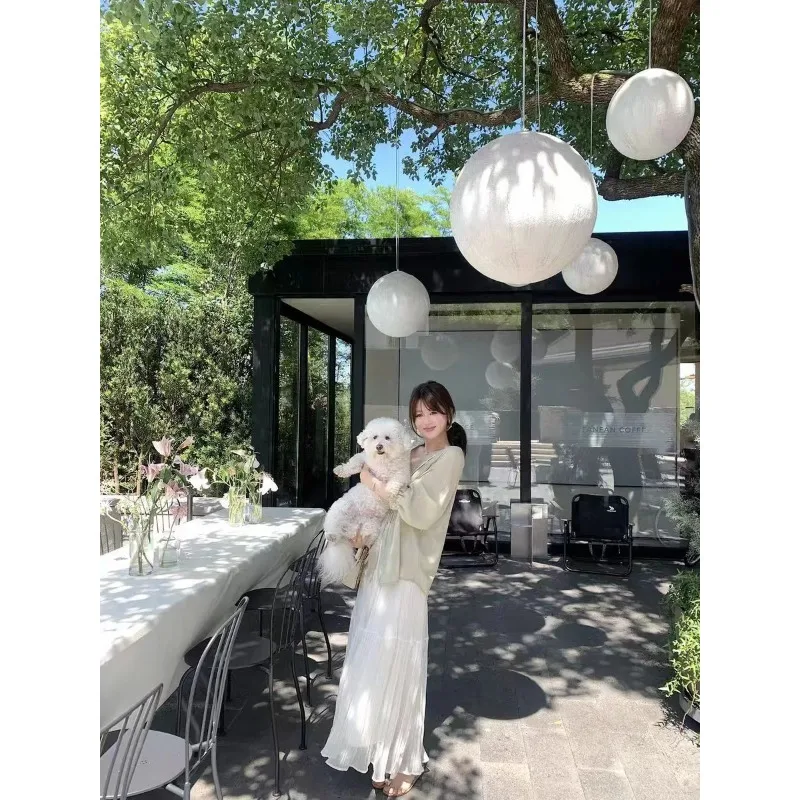 Chemisier vert clair à col en v pour femmes, manches longues bouffantes, garniture en dentelle, cravate sur le devant, coupe ample, haut décontracté quotidien