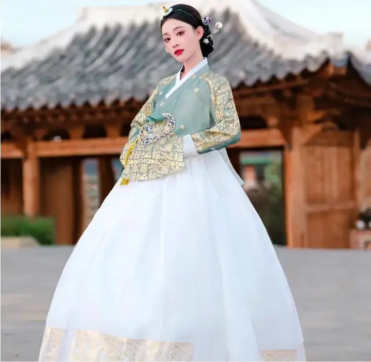 

Traditional Korean Women's Court Wedding Attire, Korean Ethnic Dance Costumes
