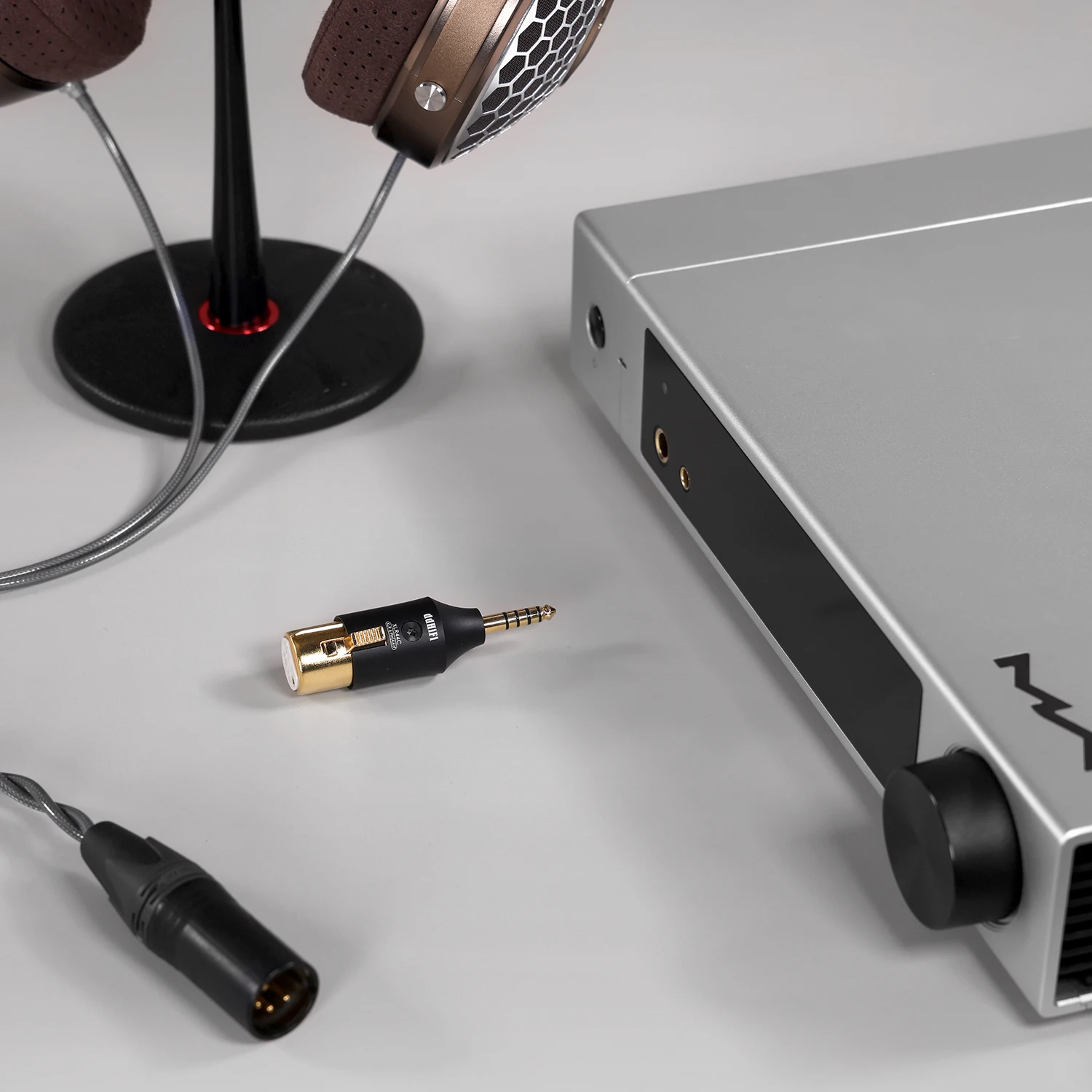 DdHiFi XLR44C متوازن XLR 4Pin إلى 4.4 مللي متر محول ، التكيف التقليدية XLR 4Pin سماعات الكابلات إلى 4.4 مللي متر الأجهزة المنتهية