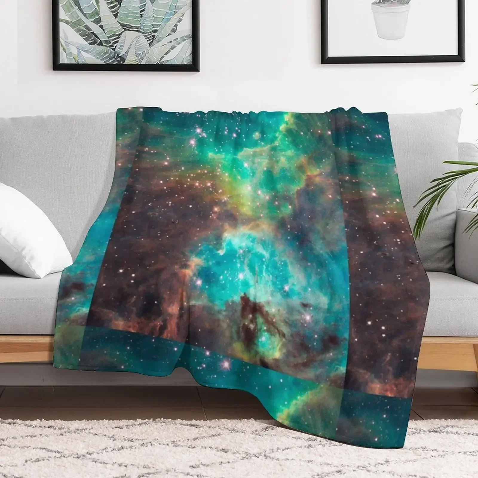 Hubble telescope (Tarantula Nebula) Throw Blanket Blankets For Baby Bed linens Quilt Soft Plush Plaid Blankets