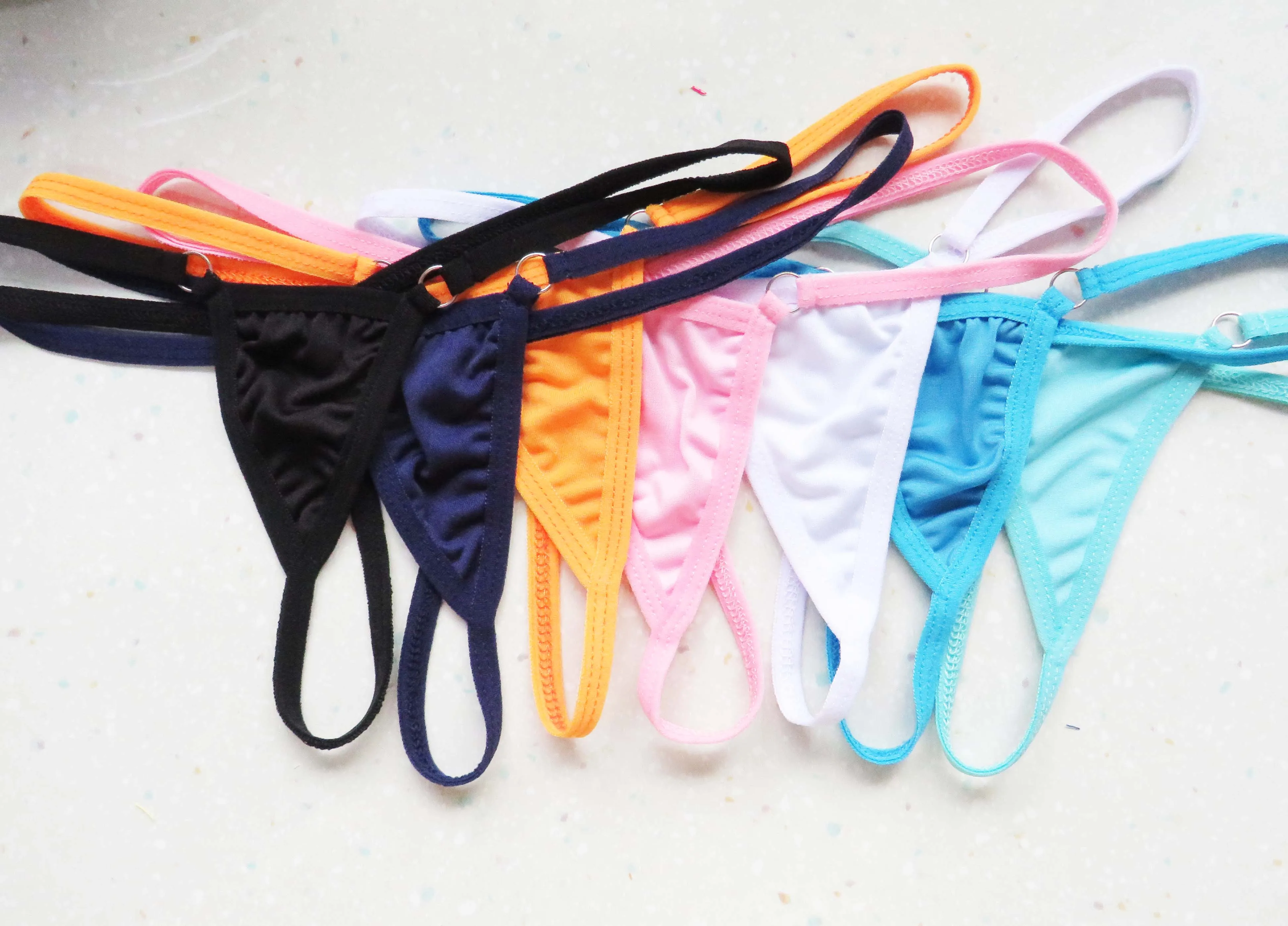 المرأة مثير داخلية ثونغ صغيرة منخفضة الخصر T السراويل تمتد ملابس السباحة السباحة السراويل النسائية سراويل