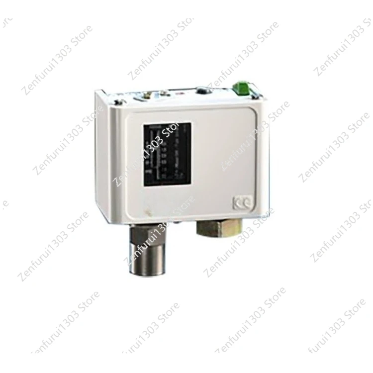 

Pressure transducers KP37 060-216266 for medium pressure range are connected in 1/2 IP30 brand new original