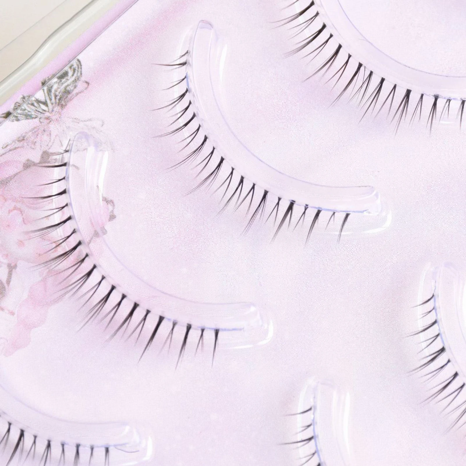 5 Paar koreanische Comic-Wimpern für untere falsche Wimpern, Vollstreifen, natürlich aussehende untere Wimpernverlängerung mit Kleber für das tägliche Make-up