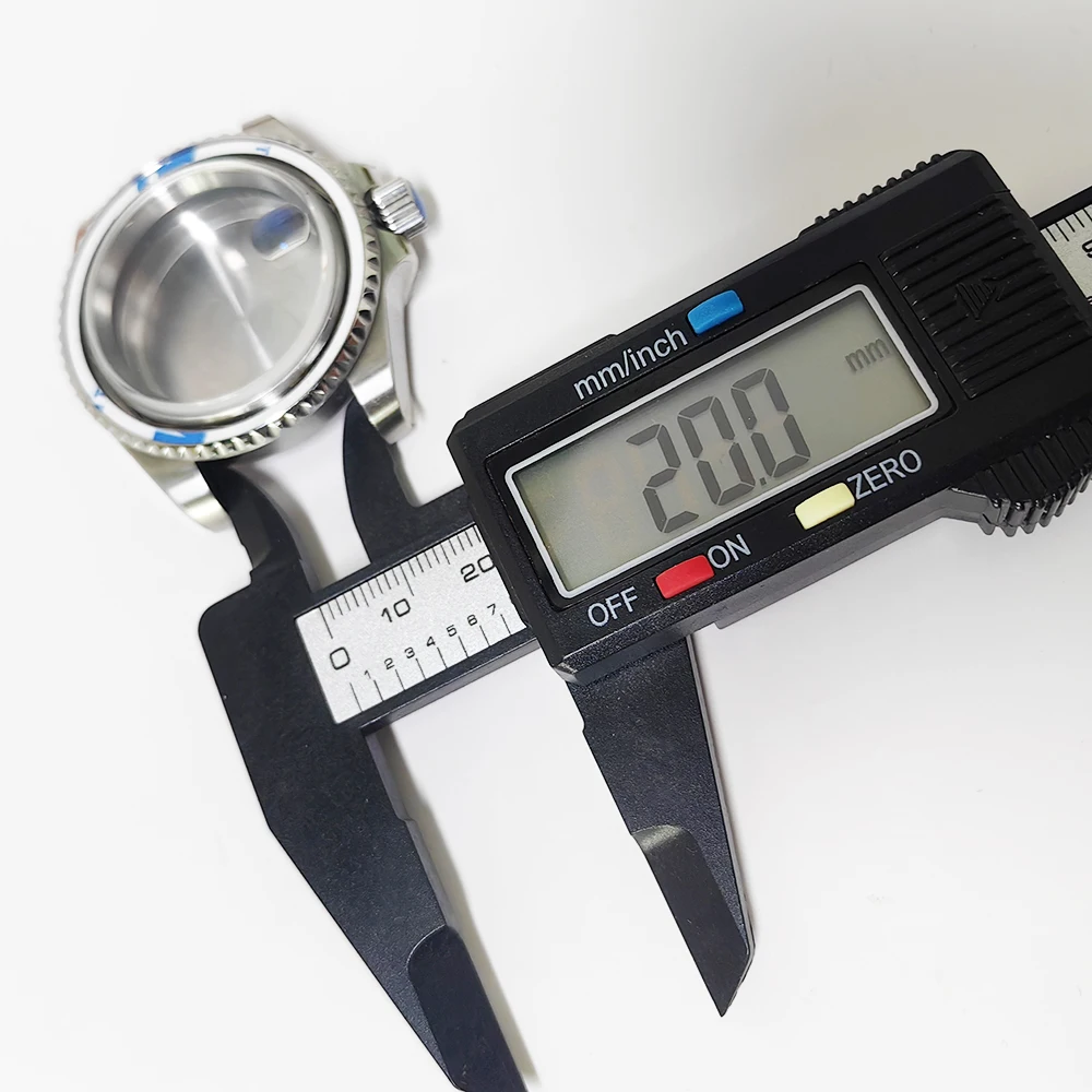 ساعة رجالية 40 ملم، هيكل من الفولاذ المقاوم للصدأ، إطار بكلمة حمراء، قرص أسود وأخضر، زجاج ياقوتي NH35 حركة أوتوماتيكية