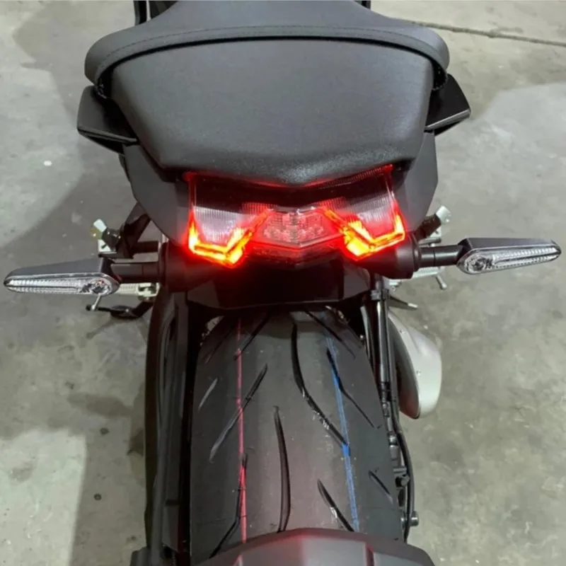 

For YAMAHA MT07 MT09 SP Tracer 9 900 GT 7 700 GT MT-09 MT-07 YZF R15 R3 R7 R6 LED Turn Signal Flowing Flashing Indicator Light