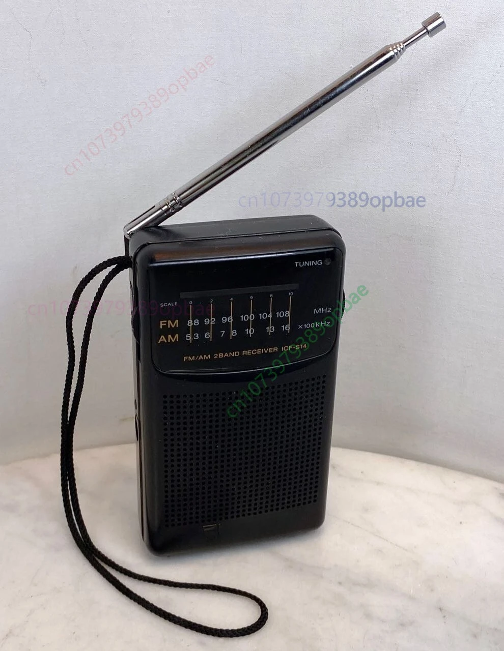 

Портативное карманное FM/AM радио для SONY. ICF-S14 работает отлично.